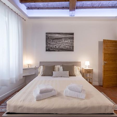 Santa Croce Place By Mmega Florence Exterior photo